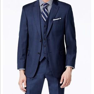 Tommy Hilfiger men’s blue suit jacket and pants